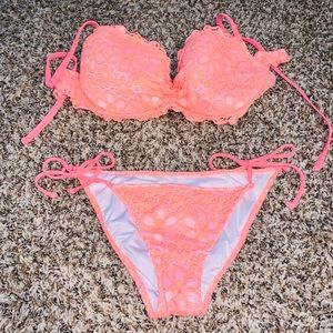 Victoria Secret bikini 34DD & Small bottom